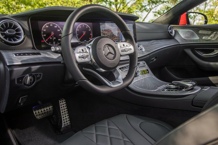 Интерьер Mercedes-Benz CLS450 AMG Line (C257) 2018 года  (NA) (фото 28 из 46)